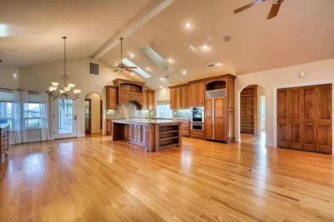 Living - 4835 Val Verde Rd, Loomis, CA 95650 photo 5 of 8