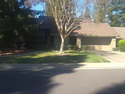 11440 Sutters Mill Cir, Gold River, CA 95670