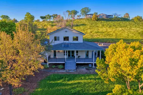 Exterior - 4841 Val Verde Rd, Loomis, CA 95650 photo 28 of 40