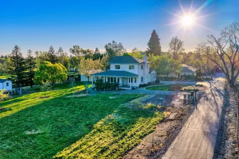 Exterior - 4841 Val Verde Rd, Loomis, CA 95650 photo 22 of 40