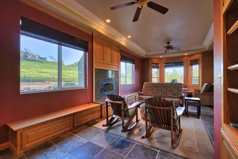 Living - 4841 Val Verde Rd, Loomis, CA 95650 photo 11 of 16