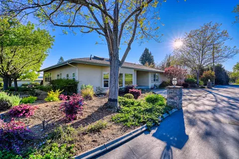 Exterior - 4841 Val Verde Rd, Loomis, CA 95650 photo 14 of 40
