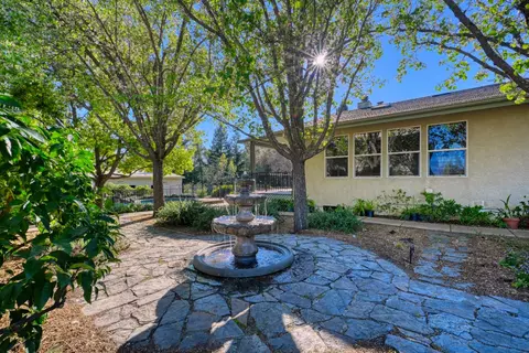 Exterior - 4841 Val Verde Rd, Loomis, CA 95650 photo 2 of 40
