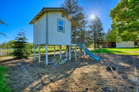 Exterior - 4841 Val Verde Rd, Loomis, CA 95650 photo 30 of 40