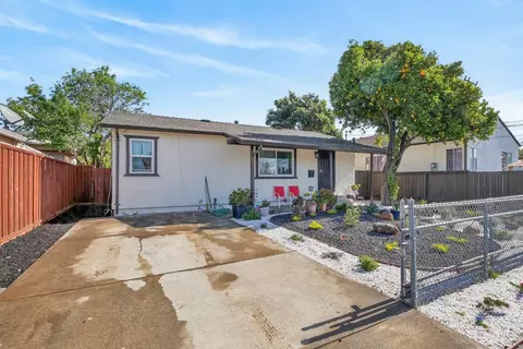 Exterior - 33554 7th St, Union City, CA 94587 photo 2 of 11
