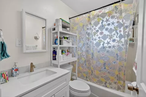 Bath - 33554 7th St, Union City, CA 94587 photo 1 of 1