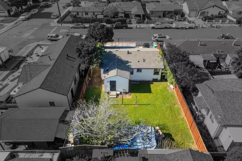 View/Area - 33554 7th St, Union City, CA 94587 photo 4 of 7