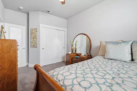 Bedroom - 2822 Winesap Cir, Placerville, CA 95667 photo 2 of 5
