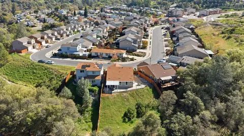 View/Area - 2822 Winesap Cir, Placerville, CA 95667 photo 3 of 5