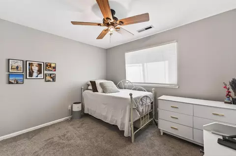 Bedroom - 552 W 4th St, Tracy, CA 95376 photo 5 of 8