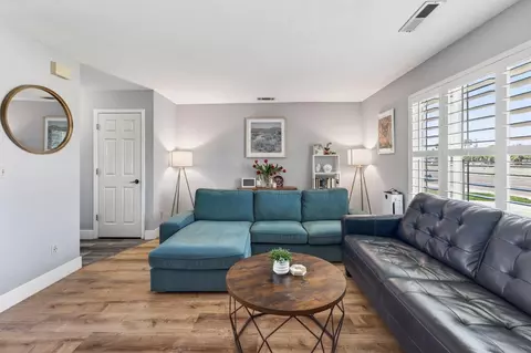 Living - 552 W 4th St, Tracy, CA 95376 photo 2 of 2