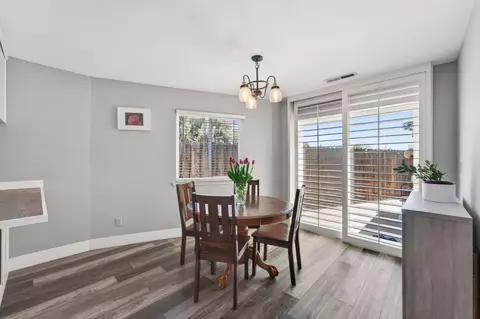 Dining - 552 W 4th St, Tracy, CA 95376 photo 1 of 3