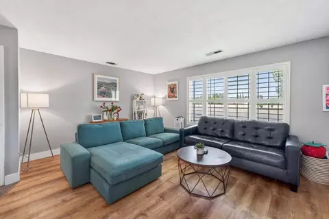 Living - 552 W 4th St, Tracy, CA 95376 photo 1 of 2