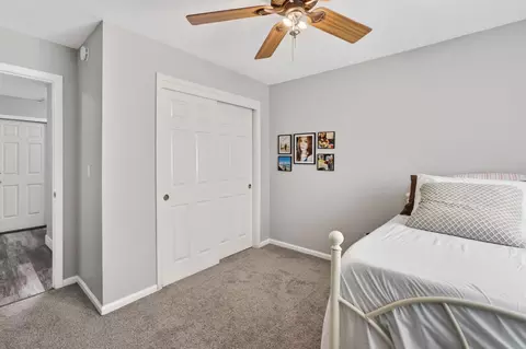 Bedroom - 552 W 4th St, Tracy, CA 95376 photo 6 of 8