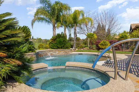 504 Sawmill Ct, Lincoln, CA 95648