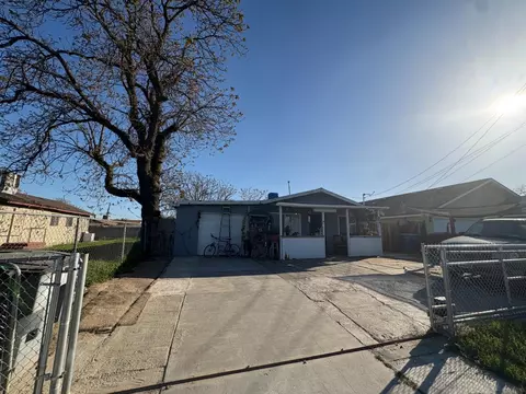 271 W Almy Ave, Fresno, CA 93706