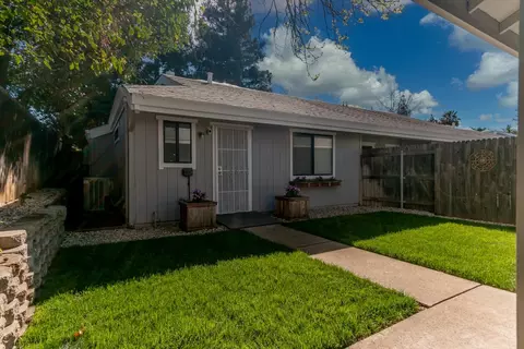 3635 Gold Creek Ln, Sacramento, CA 95827