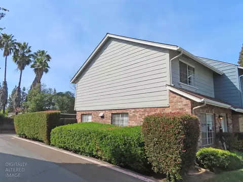 Exterior - 3919 Oak Villa Cir, Carmichael, CA 95608 photo 2 of 3