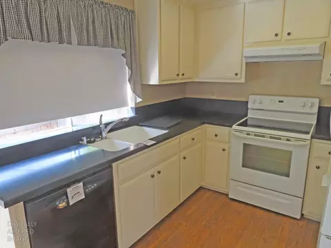 Kitchen - 3919 Oak Villa Cir, Carmichael, CA 95608 photo 1 of 1