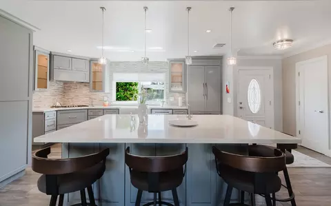 Kitchen - 5443 Aris Way, Carmichael, CA 95608 photo 8 of 10