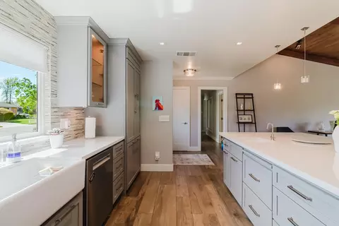 Kitchen - 5443 Aris Way, Carmichael, CA 95608 photo 6 of 10