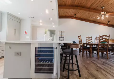 Kitchen - 5443 Aris Way, Carmichael, CA 95608 photo 9 of 10