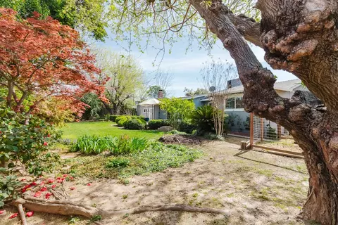 Exterior - 5443 Aris Way, Carmichael, CA 95608 photo 10 of 22
