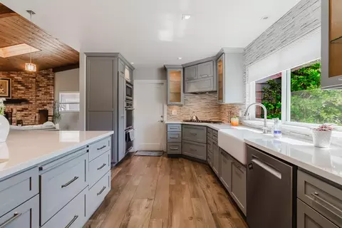 Kitchen - 5443 Aris Way, Carmichael, CA 95608 photo 3 of 10
