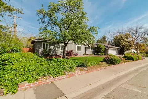 Exterior - 5443 Aris Way, Carmichael, CA 95608 photo 6 of 22