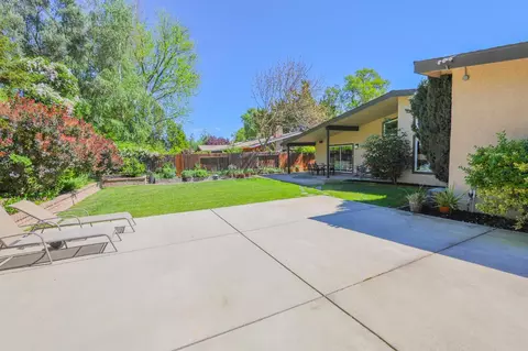 Exterior - 5129 El Cemonte Ave, Davis, CA 95618 photo 15 of 16