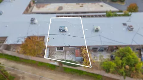 View/Area - 805 Tully Rd #5, Modesto, CA 95350 photo 4 of 5