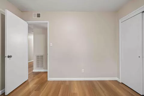 Bedroom - 805 Tully Rd #5, Modesto, CA 95350 photo 3 of 6