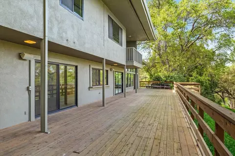 Exterior - 625 N Hopper Rd, Modesto, CA 95357 photo 14 of 16