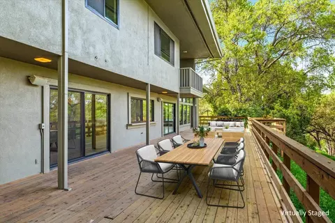 Exterior - 625 N Hopper Rd, Modesto, CA 95357 photo 8 of 16