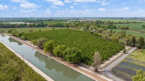 View/Area - 625 N Hopper Rd, Modesto, CA 95357 photo 6 of 8