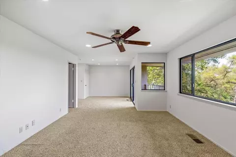Living - 625 N Hopper Rd, Modesto, CA 95357 photo 11 of 11