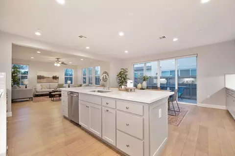 Kitchen - 2230 Cannery Loop, Davis, CA 95616 photo 2 of 5