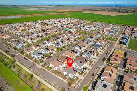 View/Area - 2230 Cannery Loop, Davis, CA 95616 photo 3 of 5