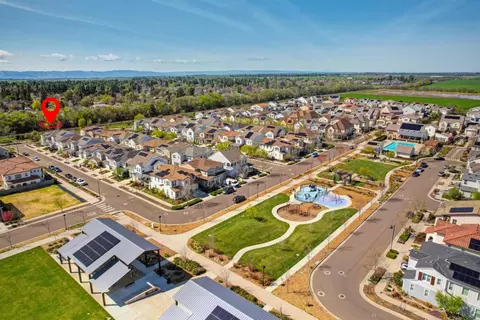 View/Area - 2230 Cannery Loop, Davis, CA 95616 photo 4 of 5