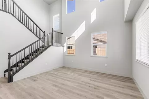 Living - 2041 Zane Way, Turlock, CA 95382 photo 4 of 16