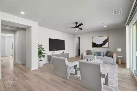 Living - 2041 Zane Way, Turlock, CA 95382 photo 9 of 16