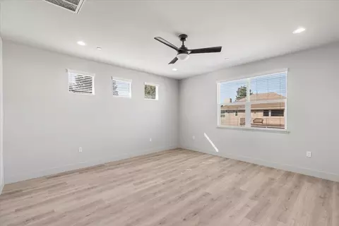 Living - 2041 Zane Way, Turlock, CA 95382 photo 16 of 16