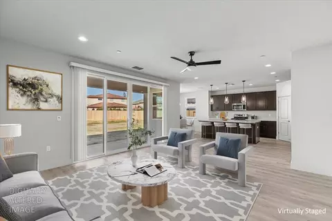 Living - 2041 Zane Way, Turlock, CA 95382 photo 12 of 16
