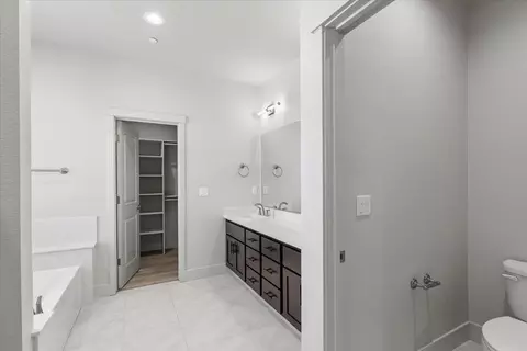 Entry Way - 2041 Zane Way, Turlock, CA 95382 photo 9 of 9