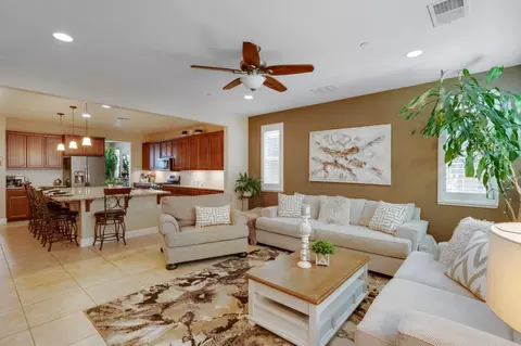Living - 1402 Skibbereen Way, Rocklin, CA 95765 photo 2 of 3