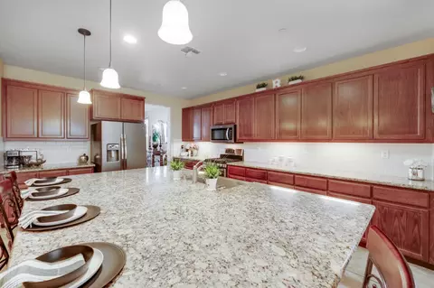 Kitchen - 1402 Skibbereen Way, Rocklin, CA 95765 photo 1 of 4