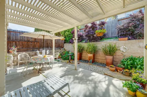 Exterior - 1402 Skibbereen Way, Rocklin, CA 95765 photo 4 of 6