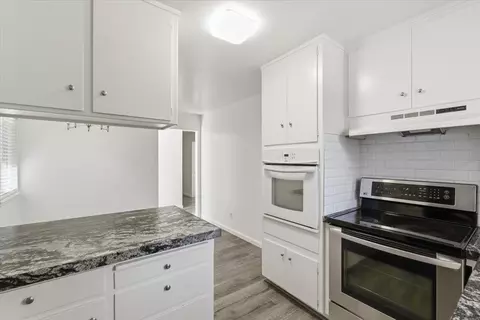 Kitchen - 209 Tokay Ave, Modesto, CA 95350 photo 3 of 4
