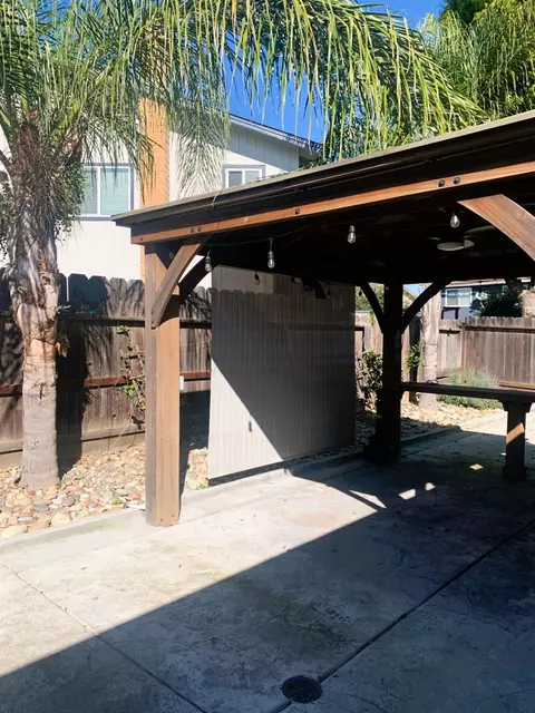 Exterior - 1049 Compass Ln, Manteca, CA 95337 photo 2 of 2