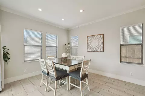 Dining - 2771 Heather St, Lodi, CA 95242 photo 2 of 2